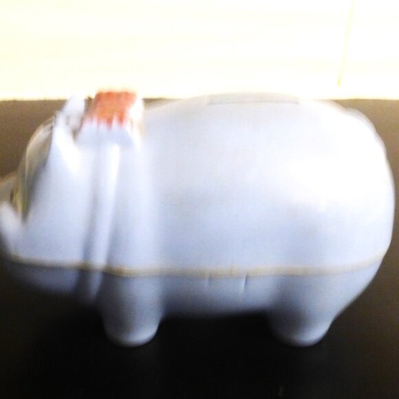 TYS - Rare Tudor Ross PIGGY BANK Plastic Bank ENGLAND Coin Collection Coin Bank - Picture 3 of 8
